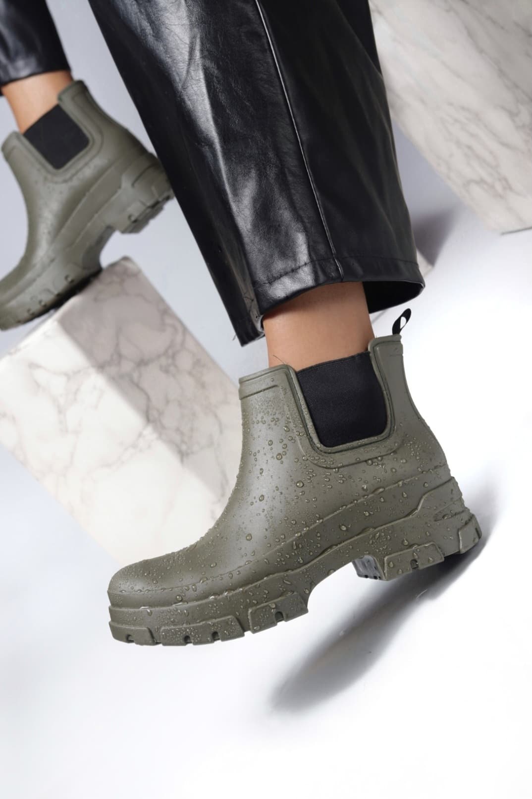 Bota de lluvia (verde militar)