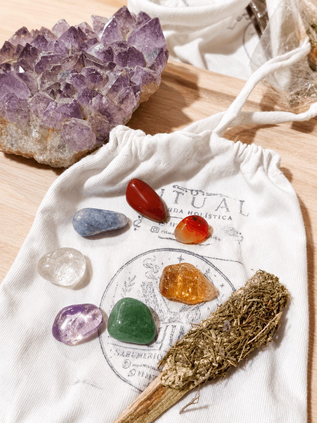 Kit 7 Chakras Set Piedras Roladas Mas Palo Santo Consagrado