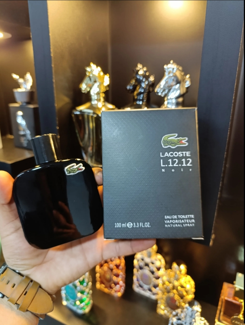 Lacoste noir