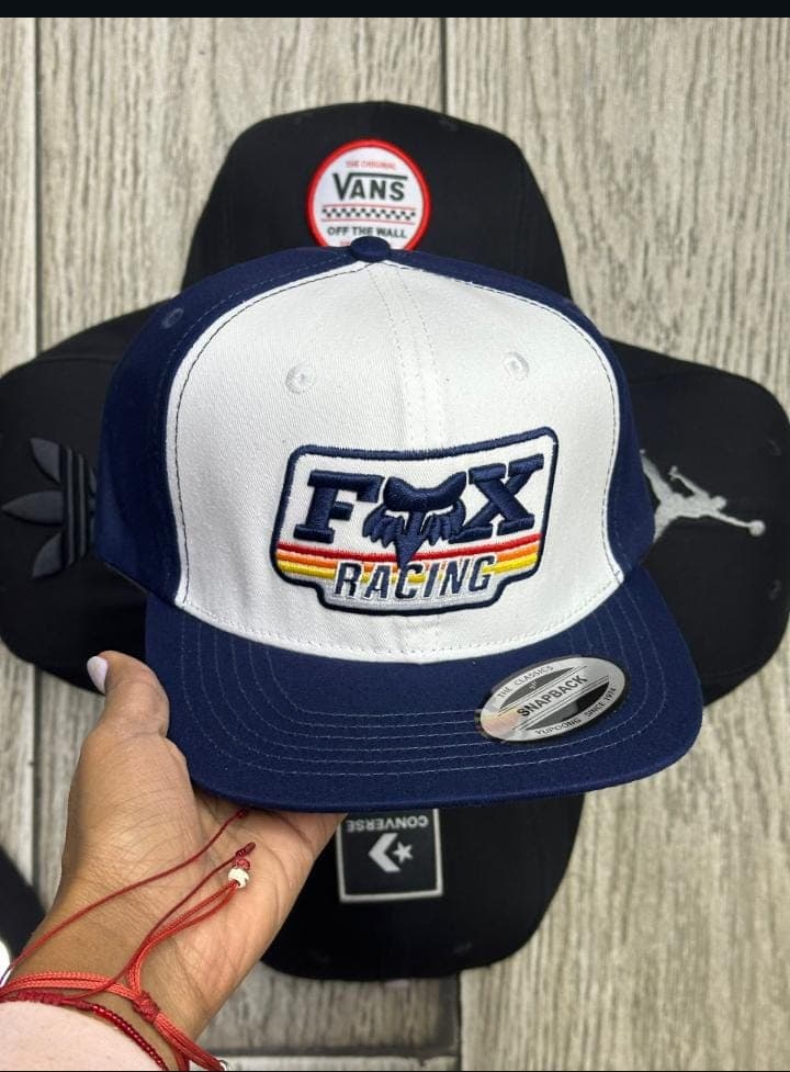 Gorra Fox y compton
