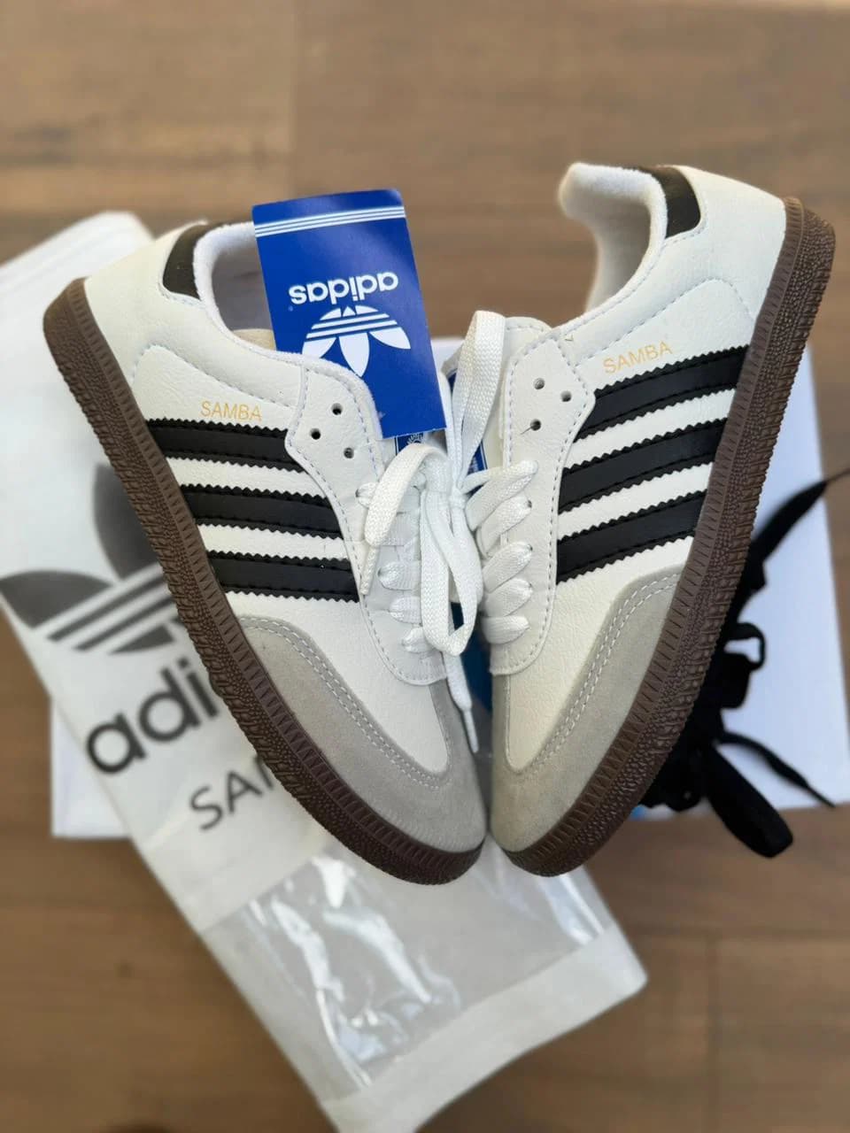 ADIDAS SAMBA BLANCO SUELA MARRON NUEVAS
