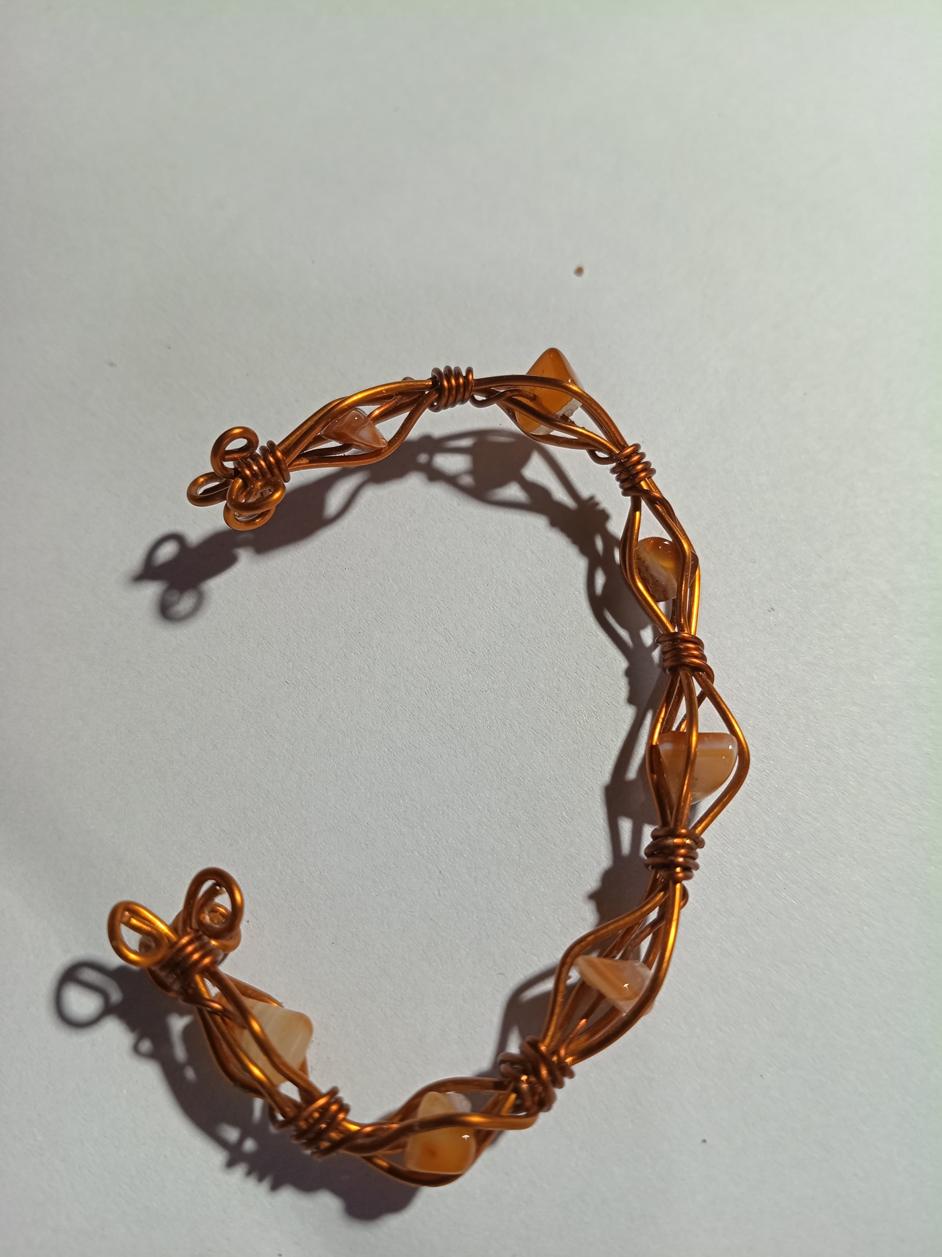 Pulsera cobre esmaltado y agata cornalina