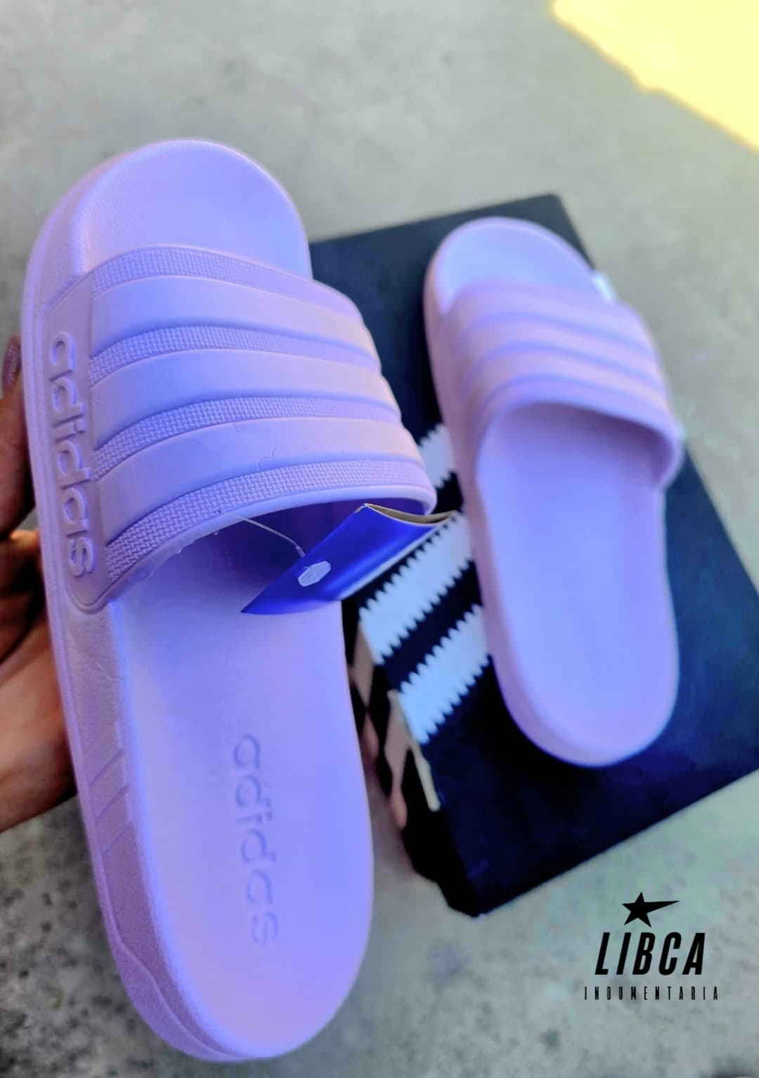 Adidas Premium Lila