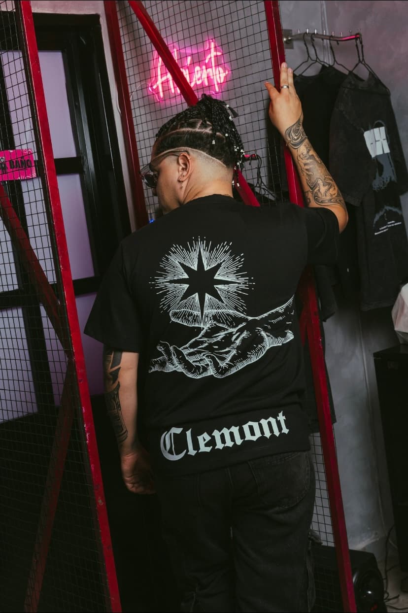 Clemont negra con diseño
